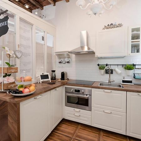 Capo Le Case, Romantic Flat Near Spanish Steps Экстерьер фото