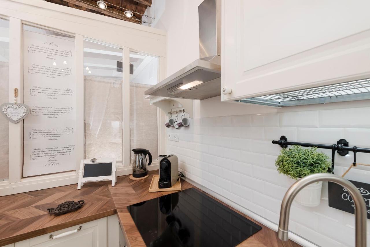 Capo Le Case, Romantic Flat Near Spanish Steps Экстерьер фото